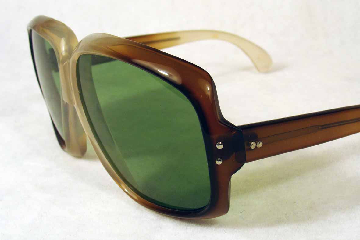 vintage sunglasses : womens : 1970's women's sunglasses, unmarked
