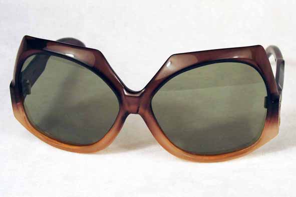 vintage sunglasses : womens : 1970's marked FRANCE
