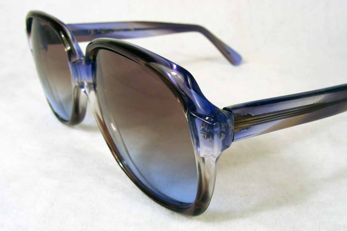 vintage sunglasses : womens : 1970's Tiger by OLIVER GOLDSMITH (ENGLAND)