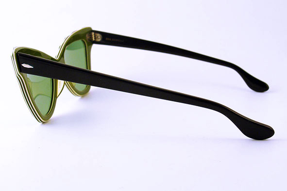 vintage sunglasses : womens : 1950s Ray-Ban Zanzibar by BAUSCH & LOMB USA